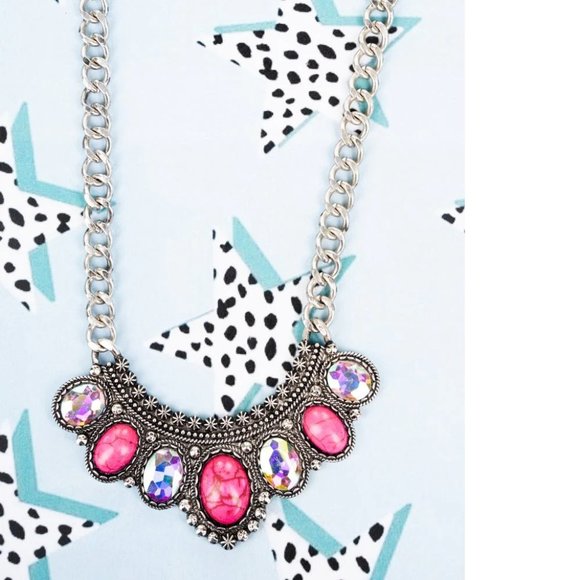 One Blessed Nana Jewelry - * ❤️NWT BOUTIQUE  PINK SHIMMERING NEW CASTLE SILVERTONE NECKLACE   STUNNING!!!!